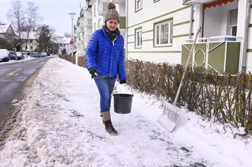 Am Schneeschieben führt kein Weg vorbei