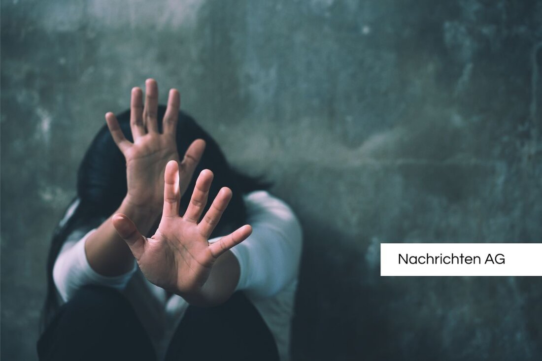 Stefan Gelbhaar, Bundestagsabgeordneter der Grünen, zieht Kandidatur zurück, nachdem Vorwürfe sexueller Belästigung erhoben wurden.