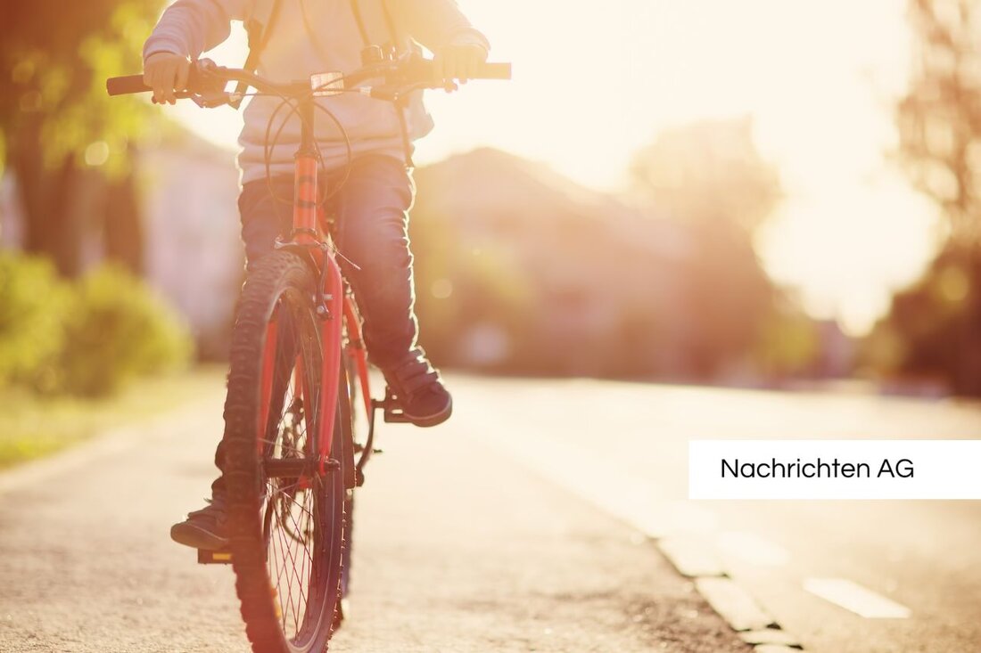 Rhythm Cycling erobert Berlin: Erfahren Sie, wie diese Fitness-Trendbewegung mit Musik und Choreografie begeistert.