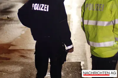74-Jähriger überfährt junge Fußgängerin – Sie kämpft um ihr Leben!