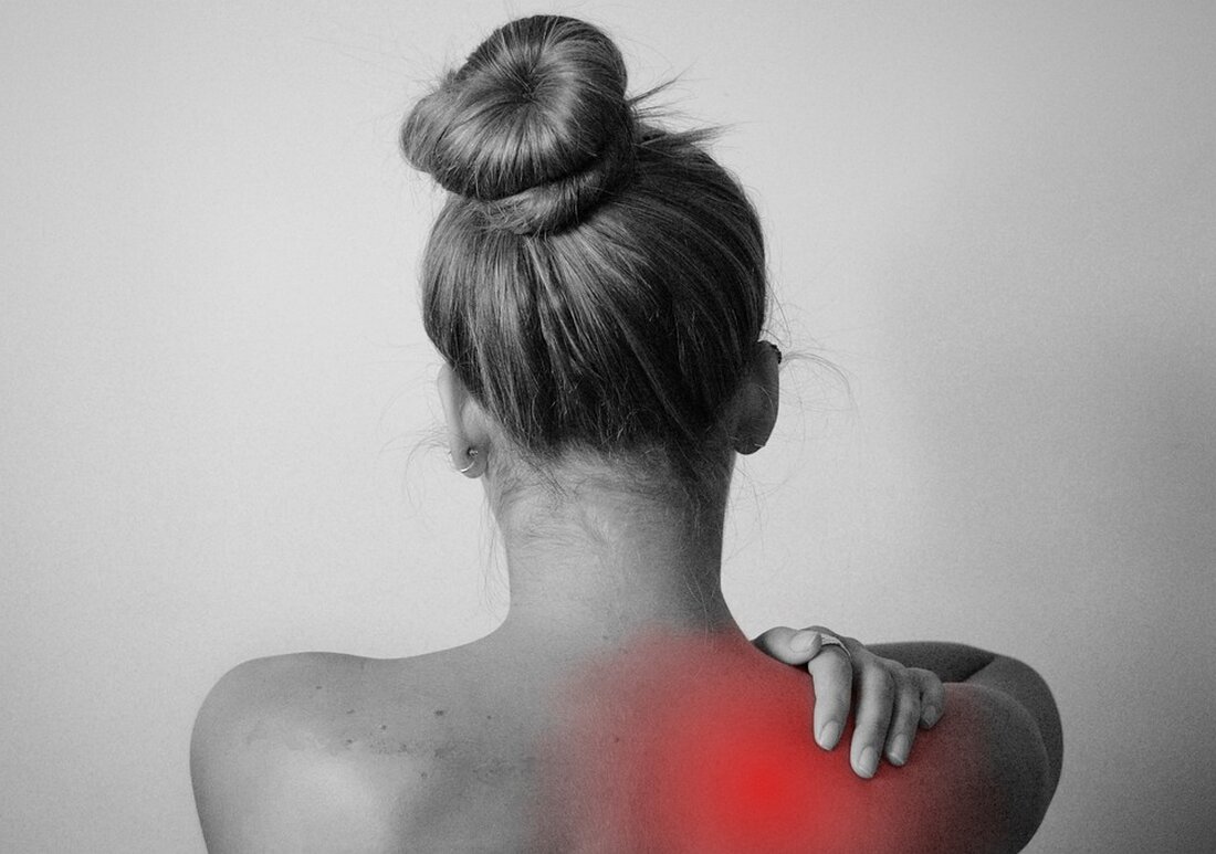 Erfahren Sie im Artikel über den Trauermonat November, wie Trauer individuell verarbeitet wird und wann sie zur anhaltenden Trauerstörung wird. Experten der Oberberg Kliniken beleuchten die Phasen der Trauer und bieten wertvolle Einblicke in Therapien, die helfen können, einen schmerzlichen Verlust zu bewältigen.
angegebene Länge: ca. 156 Zeichen