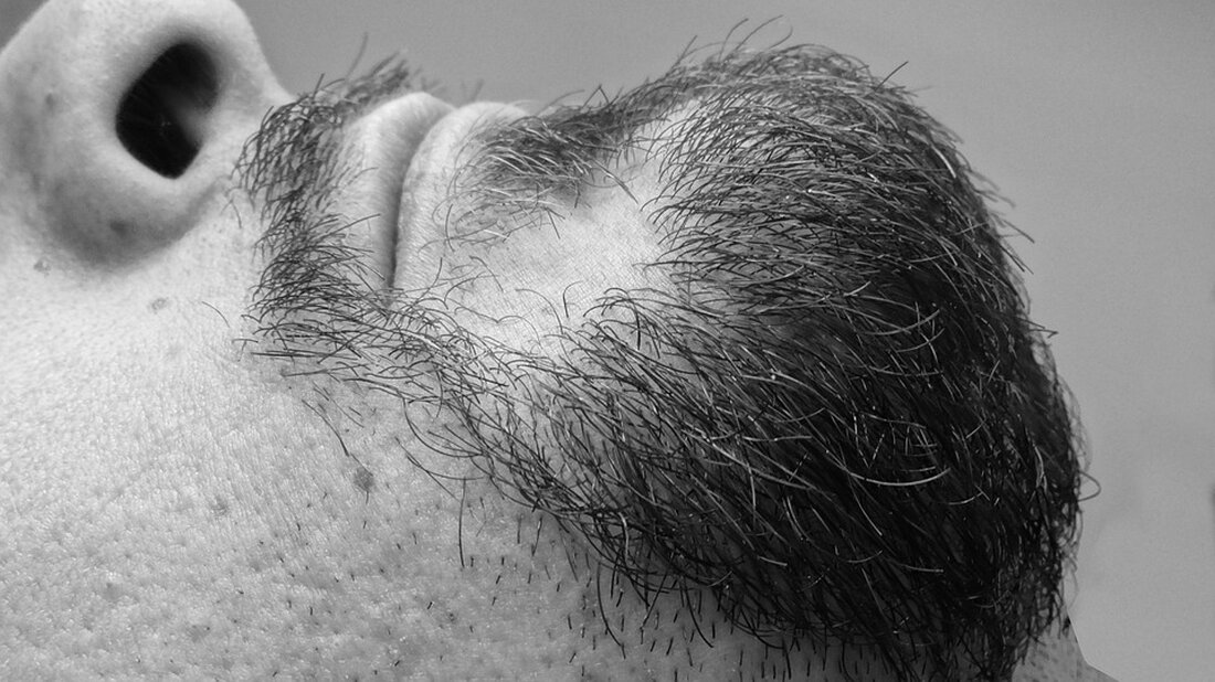 Erfahren Sie, wie Sie Ihre Urlaubserholung auch nach der Rückkehr in den Job bewahren können. DAK-Gesundheit bietet am 17. September eine Sonderhotline mit Tipps und individuellem Rat für ein entspanntes Arbeitsleben. 85 % der Deutschen fühlen sich nach den Sommerferien gut erholt – erfahren Sie, wie Sie dieses Wohlbefinden langfristig sichern!