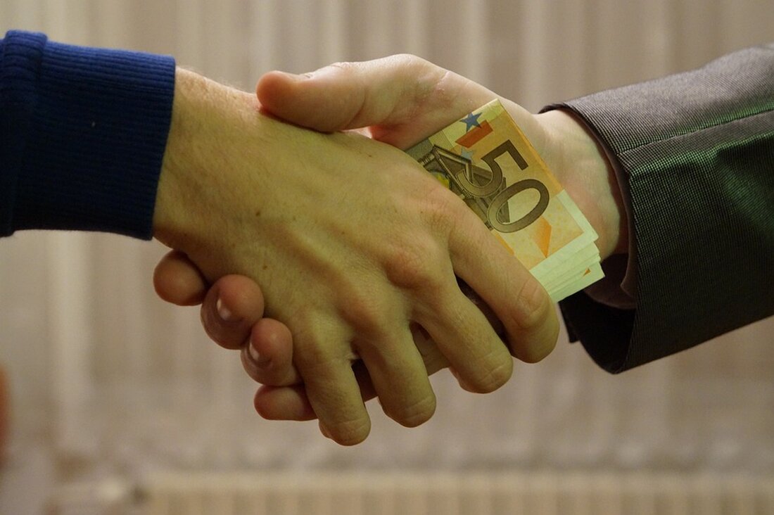 Die SoVD-Vorstandsvorsitzende Michaela Engelmeier fordert die Rückzahlung von rund sechs Milliarden Euro zweckentfremdeter Mittel der Pflegeversicherung. Ein aktuelles Gutachten belegt die verfassungswidrige Nutzung dieser Gelder während der Corona-Pandemie. Der Artikel beleuchtet die finanzielle Lage der Pflegeversicherung und die Forderungen nach einer gerechten Finanzierung. Erfahren Sie mehr über die Hintergründe und die Auswirkungen auf Pflegebedürftige.