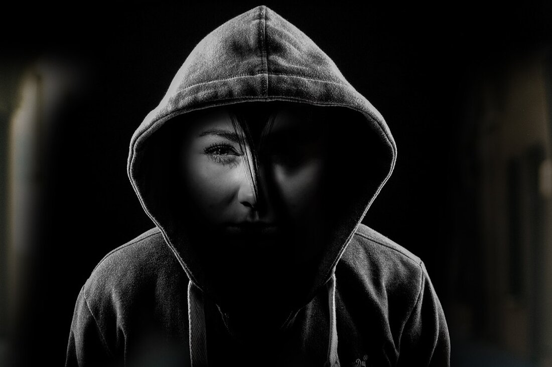 "Entdecken Sie die Auswirkungen der geplanten Haushaltskürzungen auf die Geschlechtergerechtigkeit in Deutschland. Der Artikel beleuchtet die Kritik der Deutschen Stiftung Weltbevölkerung an den Einschnitten im Bereich sexueller und reproduktiver Gesundheit und Rechte. Informieren Sie sich über die Konsequenzen für Frauen und Mädchen in Krisenzeiten und die Forderungen nach einer Stärkung der Entwicklungspolitik."