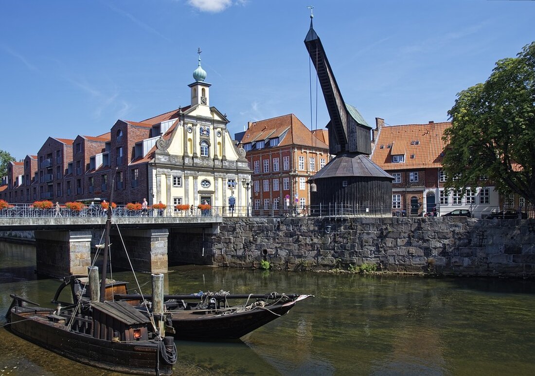Entdecken Sie den XXL-Kühlschrank der Initiative „Zu gut für die Tonne!“ in Lüneburg! Vom 16. bis 19. September erfahren Sie, wie Sie Lebensmittel richtig lagern und Lebensmittelverschwendung reduzieren können. Besuchen Sie uns und profitieren Sie von praktischen Tipps für eine bessere Haltbarkeit Ihrer Lebensmittel. Seien Sie Teil der Bewegung gegen Lebensmittelverschwendung!