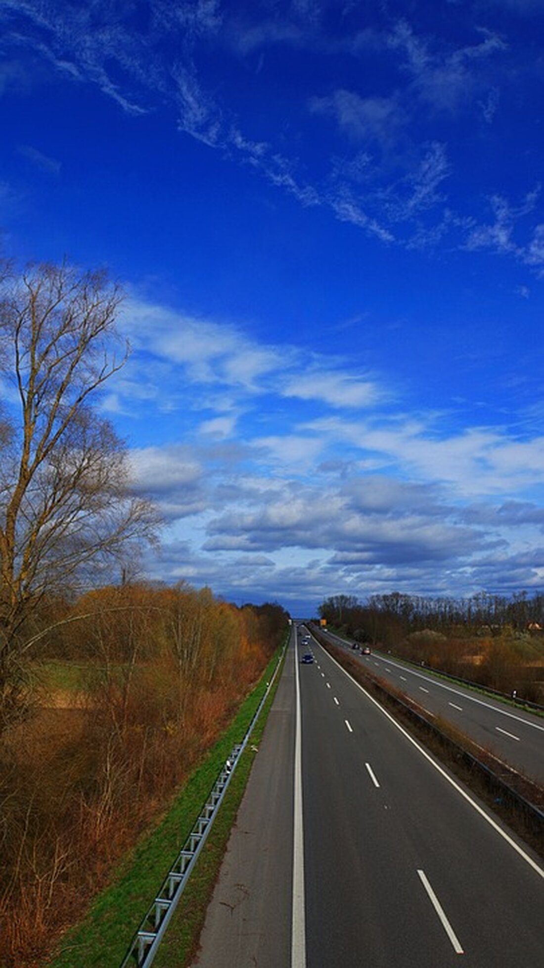 Erfahren Sie hier die aktuelle Verkehrsinfo für die A14. Sperrungen im Bereich der Anschlussstelle Könnern in Richtung Magdeburg vom 29.07. bis 01.08.2024 und am 02.08.2024. Rückfragen sind willkommen! Beste Grüße aus Halle.