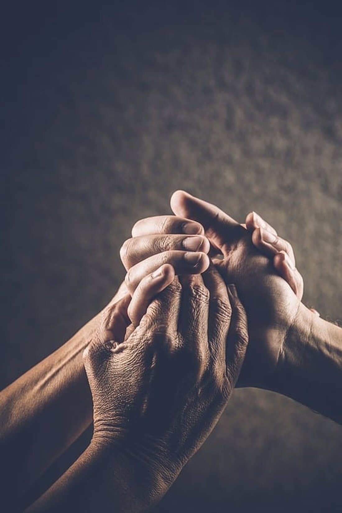 Meta-Beschreibung: Der DAK-Pflegereport zeigt alarmierende Entwicklungen in der Pflegebranche Mecklenburg-Vorpommerns: Mit dem Ausscheiden der Baby-Boomer-Generation drohen erhebliche Versorgungsengpässe aufgrund von Finanzierungslücken und steigender Personalnot. Erfahren Sie mehr über den demografischen Wandel, die sinkende Arbeitsmarktreserve und die dringend benötigten Reformen zur Sicherstellung einer zukunftsfähigen Pflege.