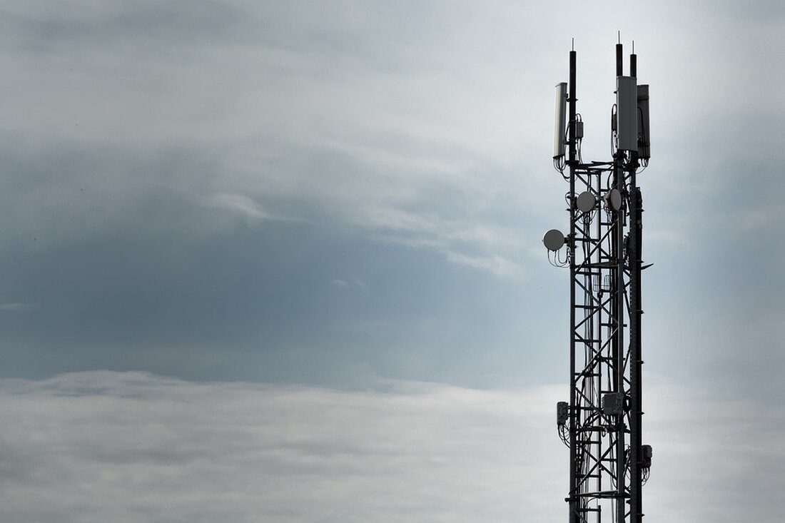 "Die Telekom verbessert die Mobilfunkversorgung im Landkreis Ludwigslust-Parchim mit neuen LTE- und 5G-Standorten. Erfahren Sie mehr über die erweiterten Netzabdeckungen und zukünftige Ausbaupläne bis 2026. Bleiben Sie vernetzt mit optimaler Bandbreite und besserem Empfang!"