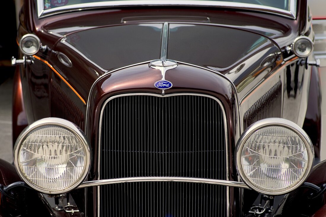 Die Ford Bank hat beim diesjährigen Autohaus Bankenmonitor in der Kategorie "Große Deutsche Fabrikate" triumphiert. Mit einer Bewertung von 2,36 überzeugt die Bank durch herausragende telefonische Erreichbarkeit und Zufriedenheit beim Innendienst. Lesen Sie mehr über die Gründe für den Erfolg der Ford Bank und ihre fortlaufenden Bemühungen um eine enge Zusammenarbeit mit den Händlern.