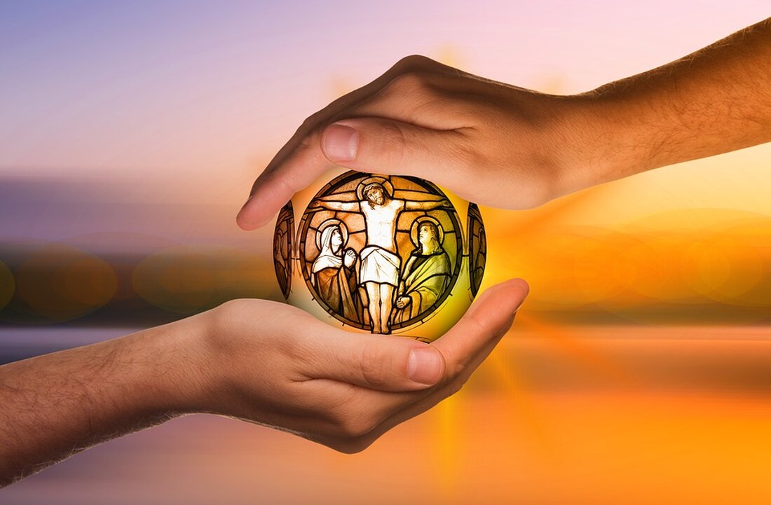 Meta-Beschreibung:
Erfahren Sie in unserem aktuellen Positionspapier, wie die 16 Evangelischen Akademien in Deutschland ihre Mission zur Förderung von Diskurskultur und politischer Bildung neu definieren. Angesichts der gesellschaftlichen Transformation betonen wir die Bedeutung von demokratischen Werten, insbesondere im Kontext der Herausforderungen durch rechtsextreme Tendenzen. Entdecken Sie konkrete Ansätze und Angebote, die auf die Bedürfnisse junger Menschen zugeschnitten sind und die Verantwortung der Kirche in der heutigen Zeit unterstreichen. Jetzt herunterladen und mehr über unsere Initiativen erfahren!