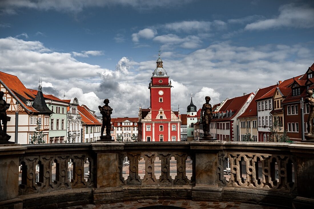 Erfahren Sie alles über die Landtagswahlen in Sachsen und Thüringen, die am 1. September 2024 stattfinden. Diskutieren Sie mit Experten wie Thomas de Maizière, Anne Hähnig und Robin Alexander, welche Auswirkungen die Wahlen auf die politische Landschaft Deutschlands haben könnten. Welche Rolle spielt die AfD und wie wird die Ampel-Koalition in Berlin reagieren? Seien Sie dabei, wenn Caren Miosga die entscheidenden Fragen stellt!