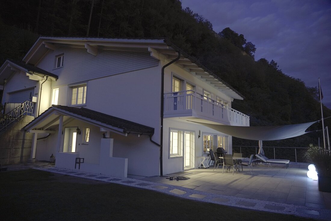Ein Immobilieneigentümer kann keine vorab entstandenen Werbungskosten geltend machen, wenn das betreffende Objekt noch mit einem Wohnungsrecht belegt ist und der Inhaber dieses Rechts einer Vermietung nicht zustimmt. Erfahren Sie mehr über das Urteil des Bundesfinanzhofs und welche Auswirkungen dies auf Immobilieneigentümer hat.