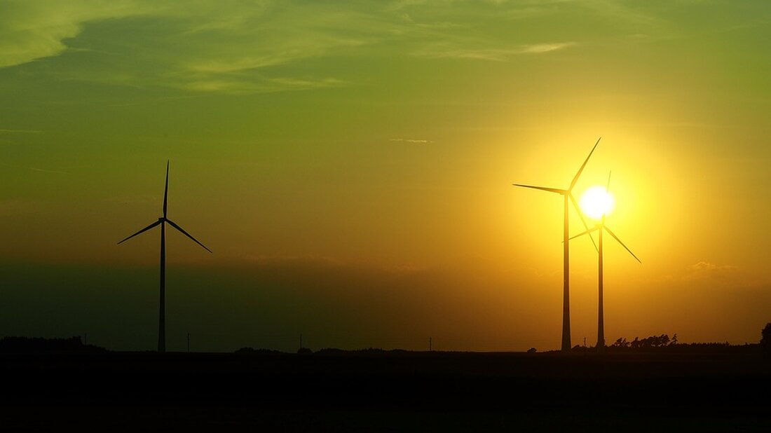 Entdecken Sie, wie die Deutsche Umwelthilfe mit der Übergabe eines Balkonkraftwerks an die Wilhelmstadt Grundschule in Berlin-Spandau die Energiewende in den Schulalltag integriert. Erfahren Sie mehr über das Projekt, die Erzeugung von Sonnenstrom und die Bedeutung der Klimabildung für Kinder. Melden Sie sich zum Pressetermin an und erleben Sie, wie Nachhaltigkeit praktisch gelebt wird!