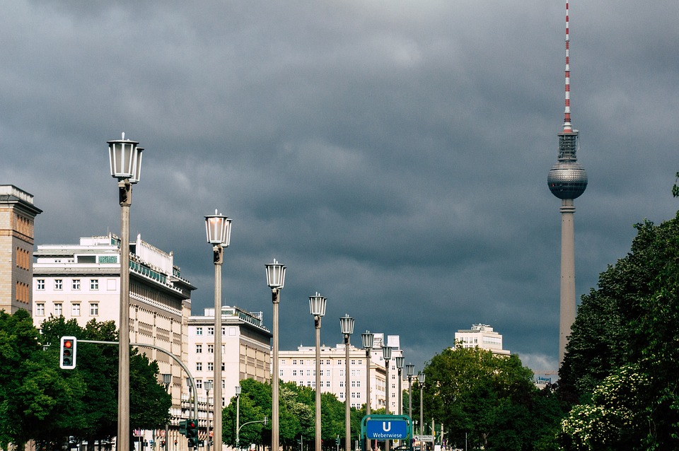 #DontLitterWhatYouLove: BSR und Bezirksamt Friedrichshain-Kreuzberg legen erfolgreiche Sauberkeitskampagne neu auf