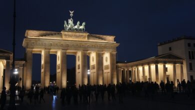 Gedenken zum 63. Jahrestag des Baus der Berliner Mauer