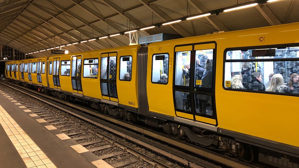 BVG sortiert ihren Verkehr am Bahnhof Schöneweide neu