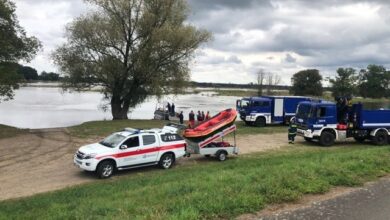 THW LVBEBBST: THW hilft beim Oderhochwasser: Scheitelwelle zieht durch