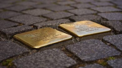 Verlegung weiterer Stolpersteine in Friedrichshain-Kreuzberg